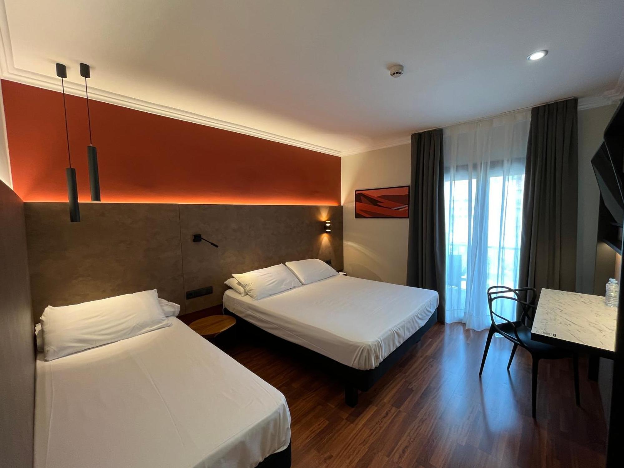 فندق Ibis Styles Figueres Ronda المظهر الخارجي الصورة